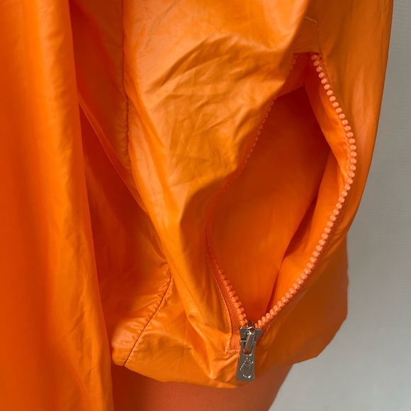 Vintage Nike Windbreaker Jacket + Matching Stuff Sack — Size L — Unisex - Picture 6 of 15